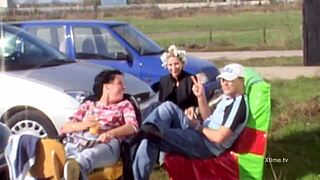 Italian pornstar prepares for anal assfucking in backstage reality scene