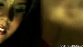 sacred bollywood honey dances nude with sensual teasing