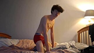 first pillow humping in ages 😍