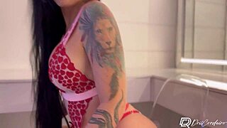 A deliciosa drii cordeiro masseta sua bucetinha e ganha gozada na boca, she says in the homemade video.