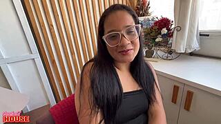 Raquel Morena Tímida Que Ficou Bem Safada Na Hora De Dar O Cú