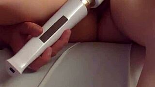 richelle rose masturbates with a wand in 4k close up.