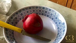 Hot Sunday Afternoon Centro Sp Deep In Her Ass And Eating Pomegranate Trailer