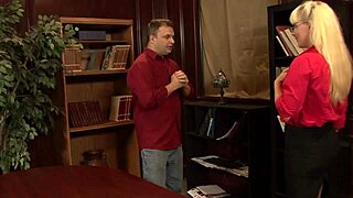 heidi mayne a milf with light hair loves to take it in the pussy