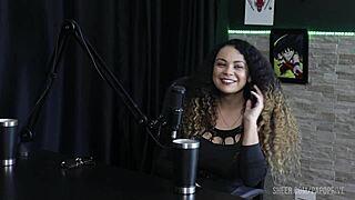 Melhores momentos da charlottye no papo prive com raphaela savanah - parte 1 watch on sheer red