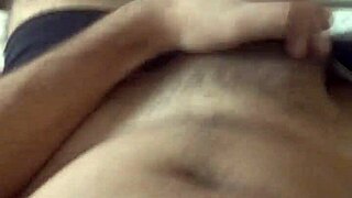 Masturbando e falando muita putaria pesada masturba��o guiada