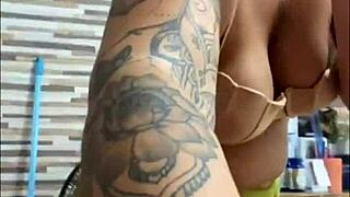 Will Flashing My Big Pussy Be the Perfect Dessert?