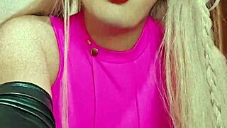 transexual rosadita y linda tease in crossdressing