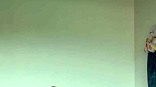 Watch her squirt while masturbating