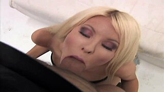 kenzi marie this blonde babe is trying to be a pornstar with deepthroat and gaping 😍