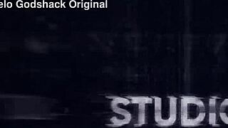 Veronica Leal and Maddy Black in intense 4-on-2 squirting gangbang