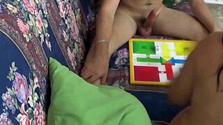 te voy a explicar como se juega al teto con lengua en tetas y coño mojado