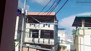 Quiero que mis vecinos me vean mientras me masturbo 😏