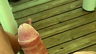 tres excite a jouir terrasse