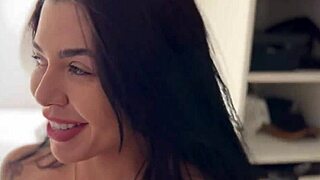 morena drii cordeiro rides outdoor without condom