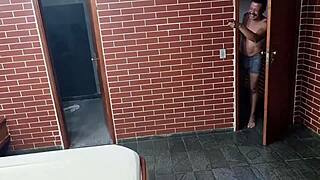 bastidores da grava��o com a mel morena fazendo muito anal e at� dp no motel pro jr doidera gravar