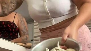 I Called My Friend with the Big Pussy to Help Me with Lunch Flashing