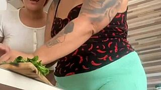 I Called My Friend with the Big Pussy to Help Me with Lunch Flashing