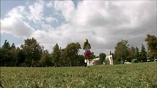 Blonde Milf Carolyn Reese In A Beauty Scene