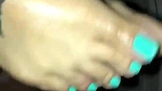 Can this pretty latina's footjob fetish drive you wild?