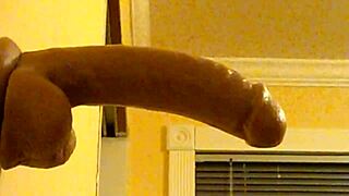 i'm deepthroating this dildo in the hood