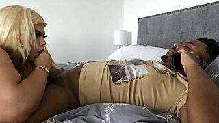 Big booty blonde chanel barbie deepthroats and fucks finny bareback