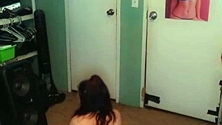 Catherine Grey Twerks on Snapchat with Big Ass Dancing