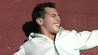 candace von du sperme pour les gros seins naturels de candace von