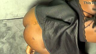 Cheating hot wife fucked till she squirts all over