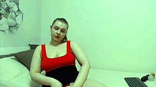 Big Ass Bbw Teasing And Dancing On Webcam!