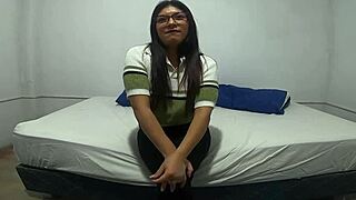 ¡Oh Dios Esta Jovencita Es Hermosa Y Viene A Follar!