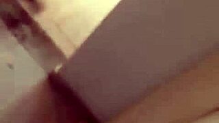 she knows how to scream when she's rich, with her big tits and ass