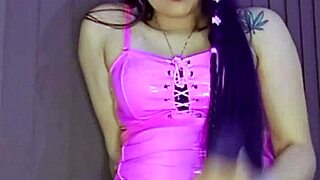 18 year old girl masturbates for you, beautiful sexy latina horny with dildo, cute and exciting maquinasperfectas