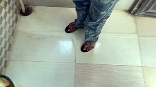 corporate lady worker fucked by collegue when she asked for lift