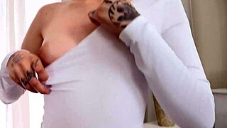 Tattooed teen craving your cumshot?