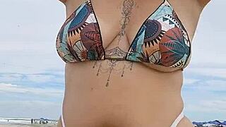 Young girl flashes on beach to attract married man for fucking