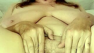 Mature mom in lingerie seduces with huge boobs bouncing during homemade pov riding