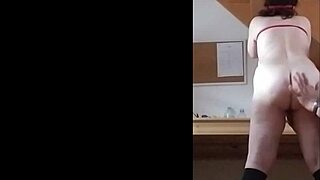 esclave sa flagellation et soumission pour lesclave baillonnee