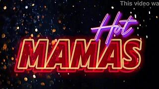 Milf Latina Trepa com Dois Homens na Frente do Marido