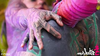 2 Tattoo Lesbians Anal Play!