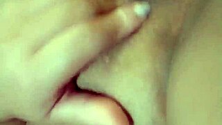 i'm using my lovense toy to cum