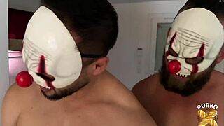 Maya et Sandrillon, Deux Bombes Sexuelles, DOMINATE in Hot Foursome!