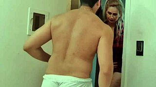 Estava tranquilo no meu quarto até que a tiffany montovani apareceu