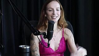 tem um n�vel em que demora a gozar prefere ser chupada e quase viveu um roleplay - debora esteves watch on sheer red