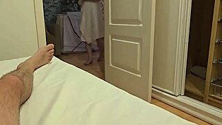 Pov Mi Novia Sale Mojada De La Ducha Y Con Ganas De Ser Follada Duro Hasta Correrse