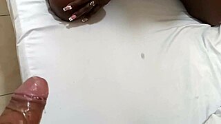 want to worship my stepsister's big ass tonight?