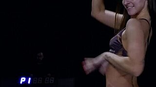 Lesbian oil sexfight: amirah adara vs bunny brownie in hardcore lezdom with sensual tits and pussy.