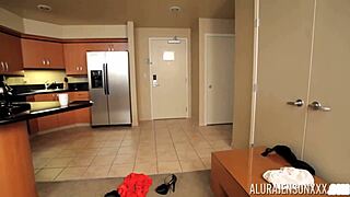 Alura Jenson Is MUNCHING DA CARPET Of Sara Jay At Her Bathroom