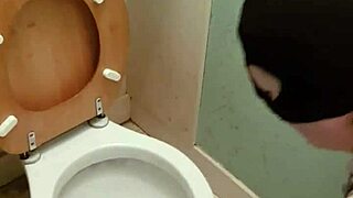 Esclave F La Pissotiere