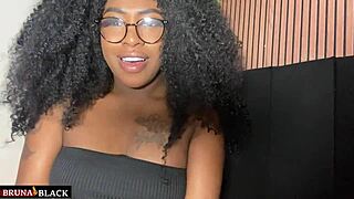 Punheta guiada- goze agora comigo safado